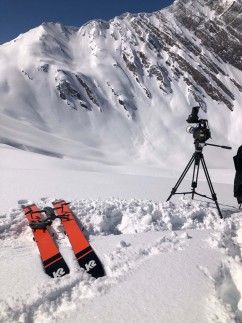 Kameraequipment bei Skifilmaufnahmen