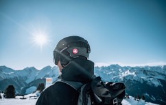 Tocsen Helm Sensor auf Alpinahelm Winter